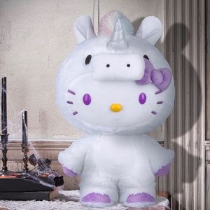 SOLD‼️Hello Kitty Halloween plush greeter